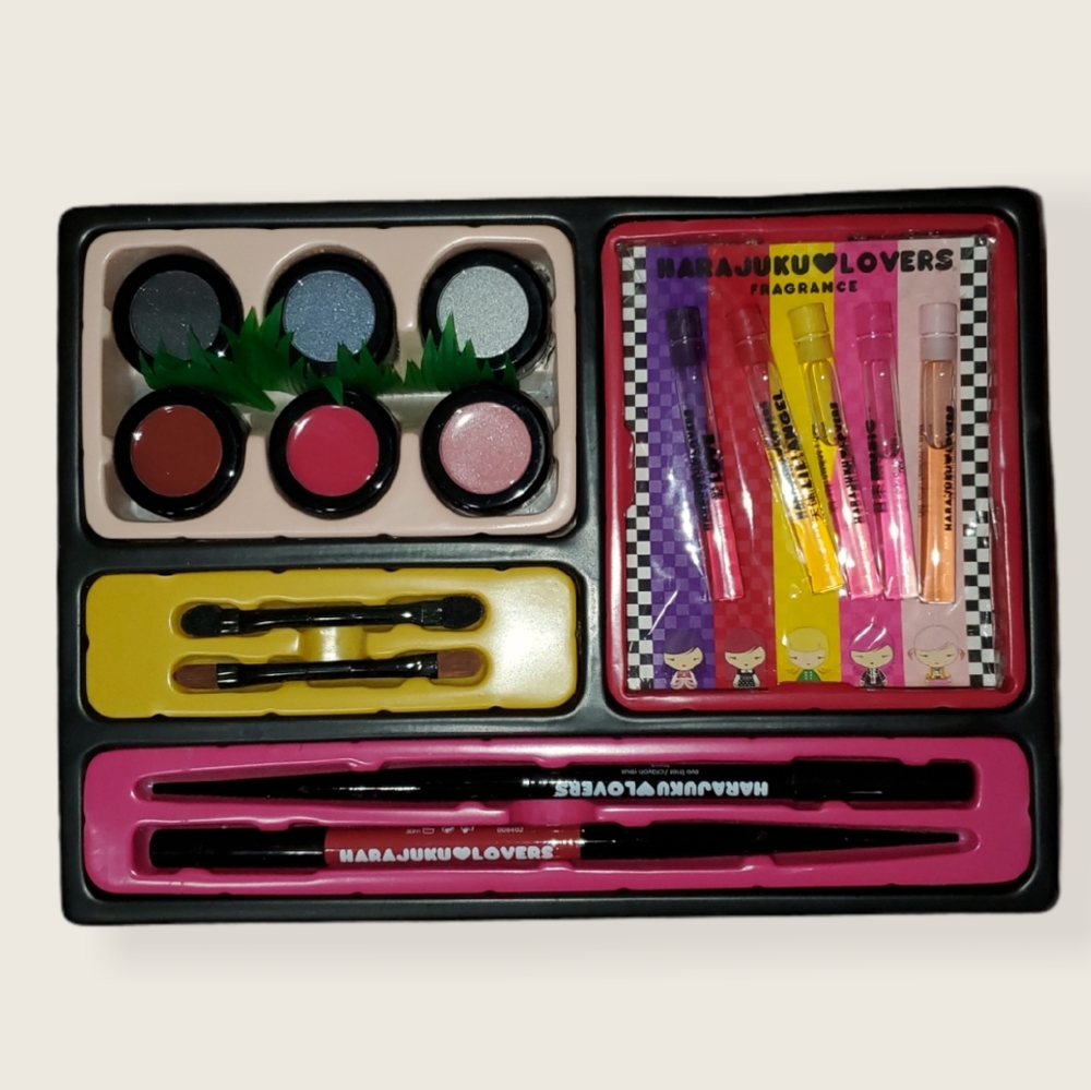 *RARE* Harajuku Lovers Bento Box Promo only